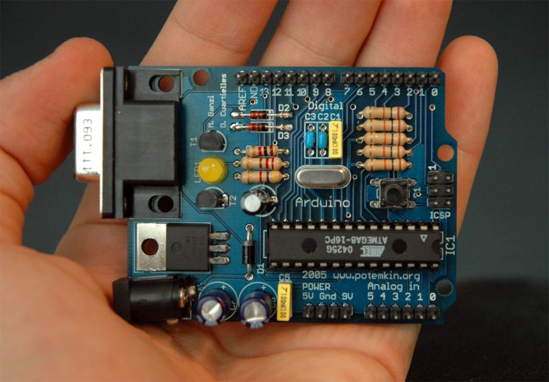 Berkas:Arduino316.jpg